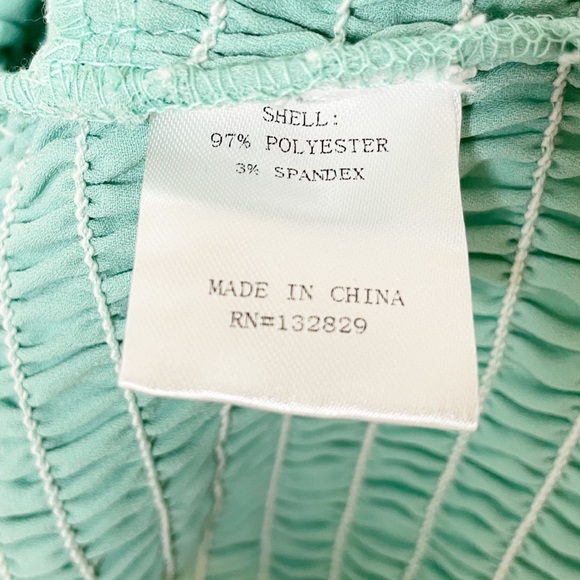 NWT Superdown Revolve Halter Neck Tie Crop Top - Picture 8 of 9